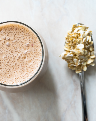 Spiced Pear & Oat Smoothie